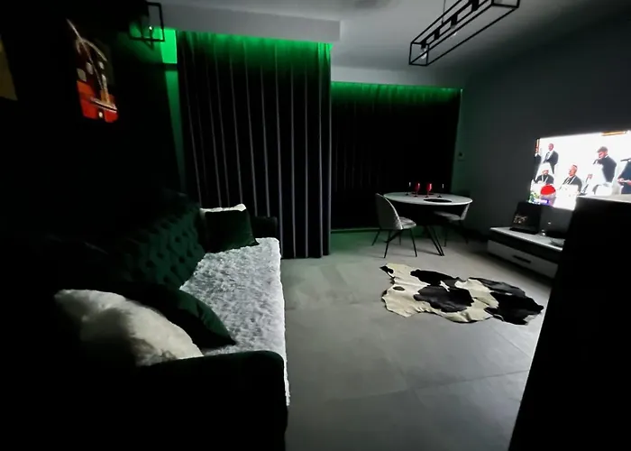 Towarowa - Milionowa 39 Check-in 24h Apartment